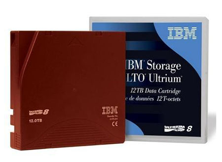 IBM LTO Ultrium 8 データ・カートリッジの画像