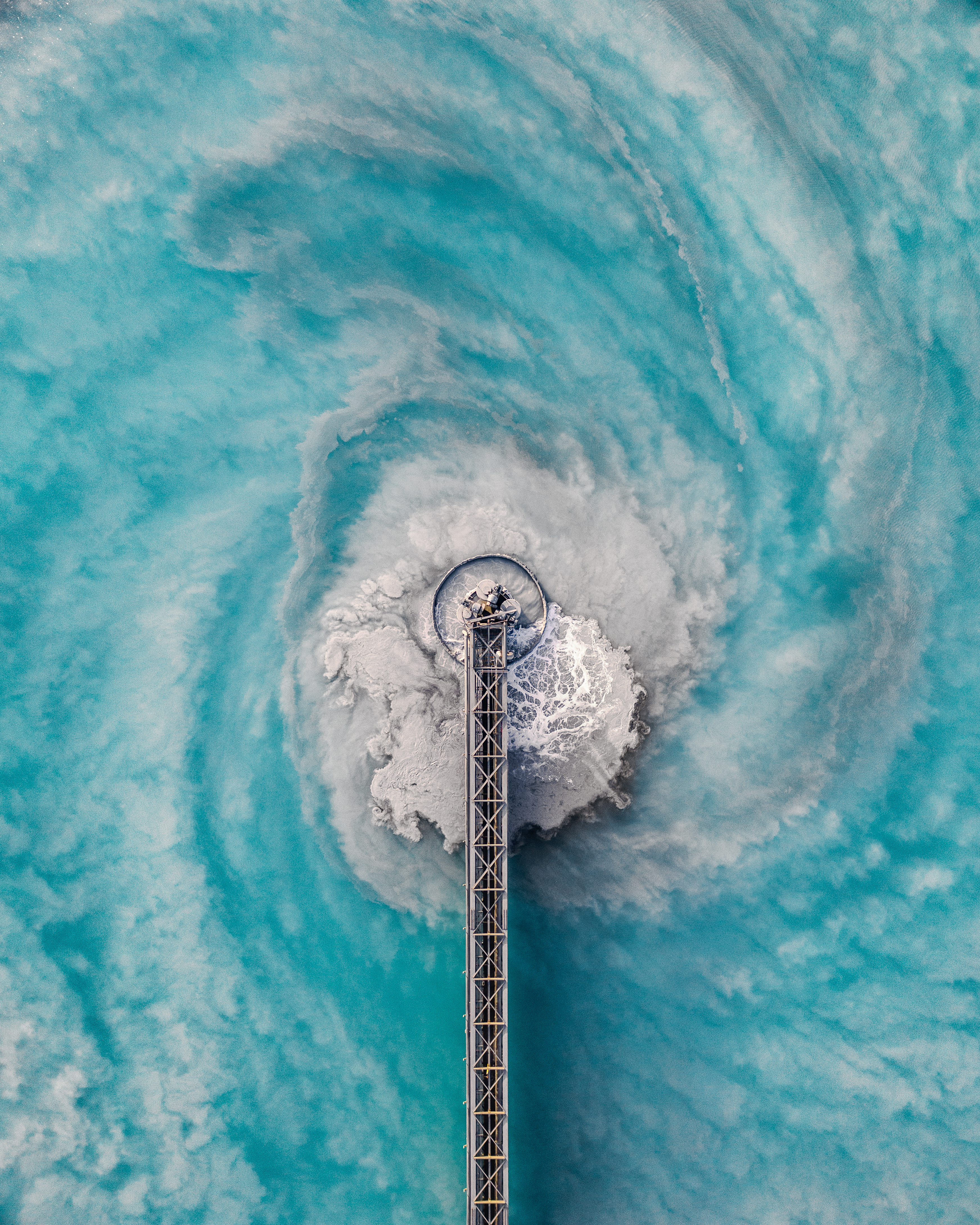 Vista aérea de una planta de tratamiento de agua