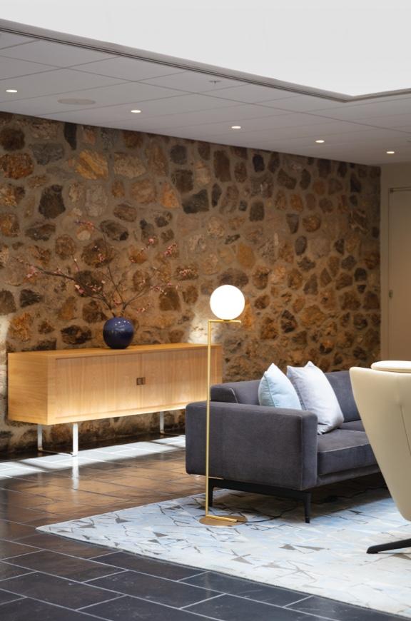 stone accent wall